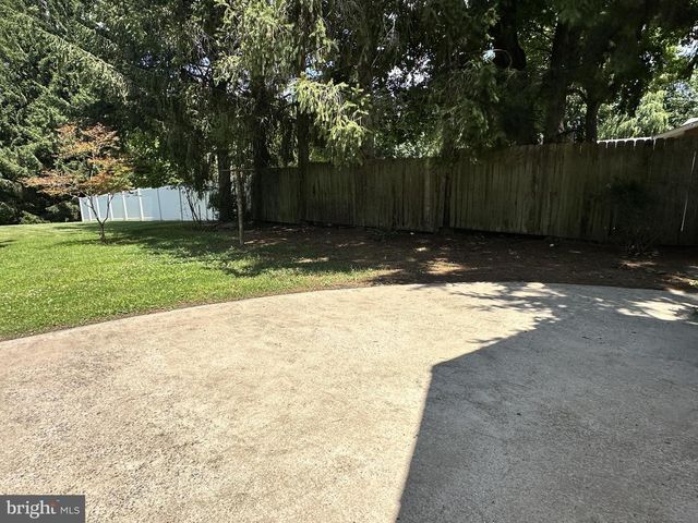 2570 DEER PARK RD, Finksburg, MD 21048