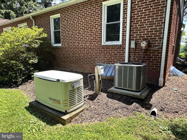 2570 DEER PARK RD, Finksburg, MD 21048
