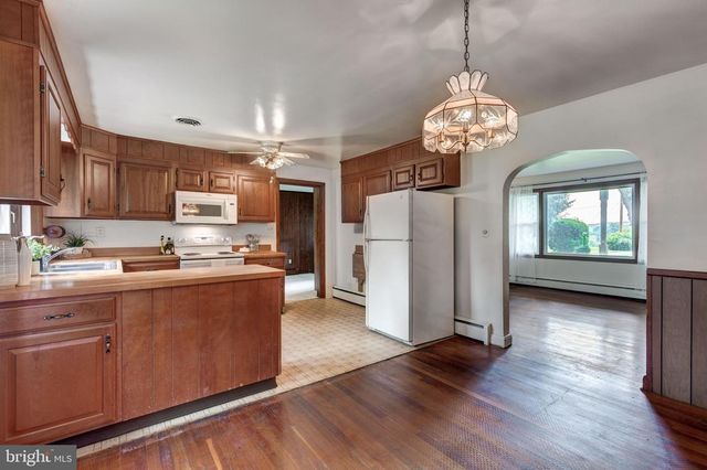 2570 DEER PARK RD, Finksburg, MD 21048