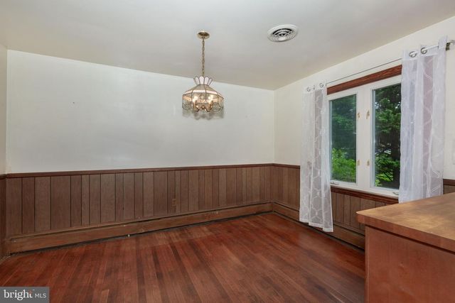 2570 DEER PARK RD, Finksburg, MD 21048