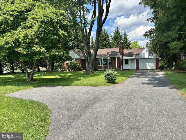 2570 DEER PARK RD, Finksburg, MD 21048