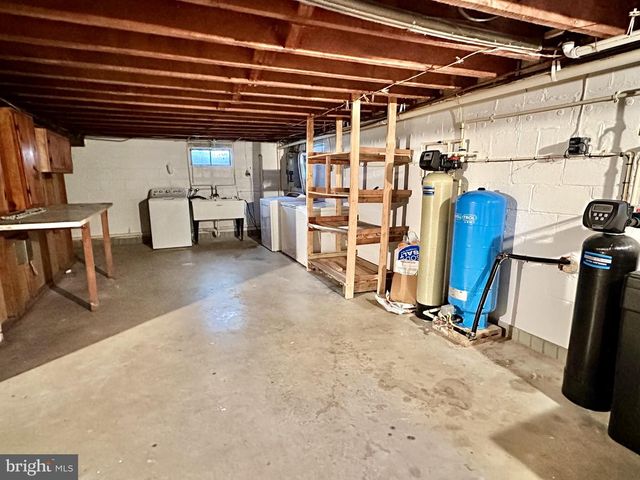 2570 DEER PARK RD, Finksburg, MD 21048