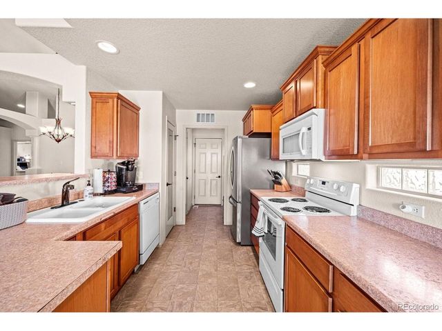 4750 San Pietro Ct, Pueblo, CO 81008