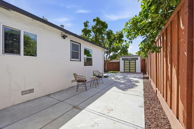 531 Flynn Avenue, Redwood City, CA 94063