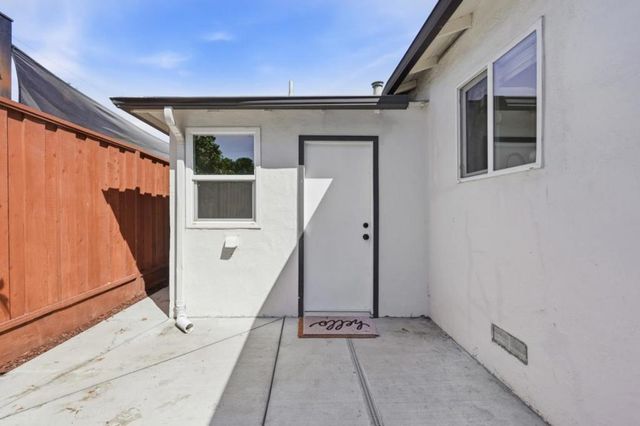 531 Flynn Avenue, Redwood City, CA 94063