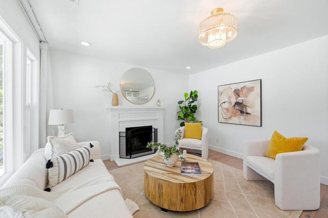 531 Flynn Avenue, Redwood City, CA 94063