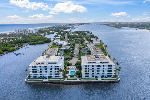 2155 Ibis Isle Road Ph 3, Palm Beach, FL 33480