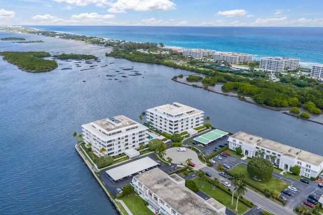 2155 Ibis Isle Road Ph 3, Palm Beach, FL 33480