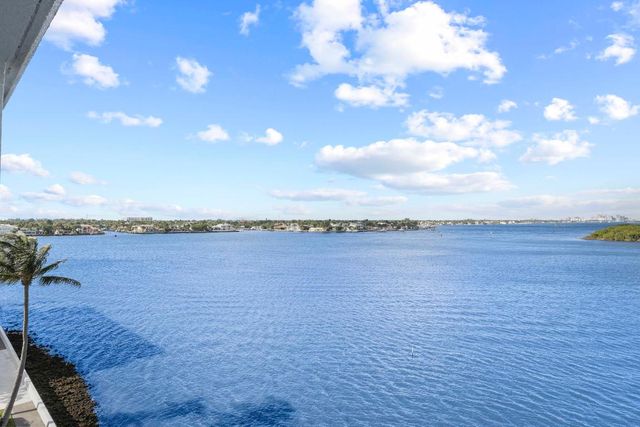 2155 Ibis Isle Road Ph 3, Palm Beach, FL 33480