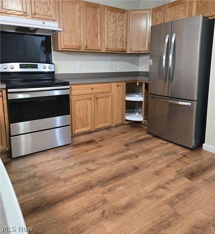 745 Lexington Avenue, Youngstown, OH 44510