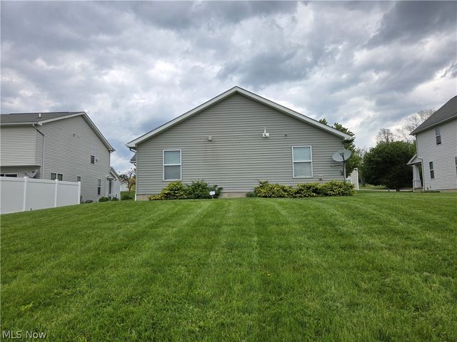 745 Lexington Avenue, Youngstown, OH 44510