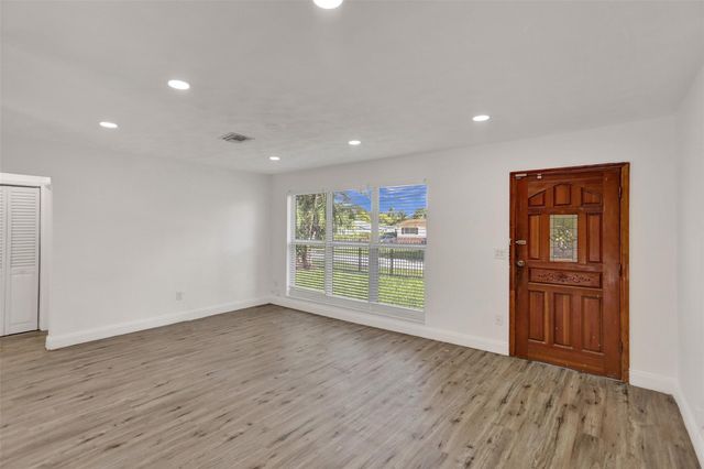 30 NE 139th Street, North Miami, FL 33161
