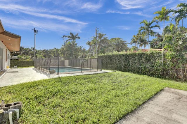 30 NE 139th Street, North Miami, FL 33161