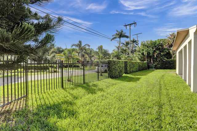 30 NE 139th Street, North Miami, FL 33161