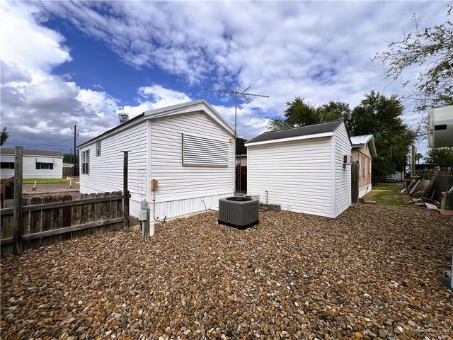 11 London Avenue, Mission, TX 78572