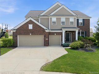 24986 Carriage Lane, South Lyon, MI 48178