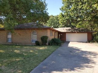 541 Sharp Drive, Desoto, TX 75115