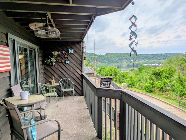 150 Sunken Forest Dr. 8-210, Forsyth, MO 65653