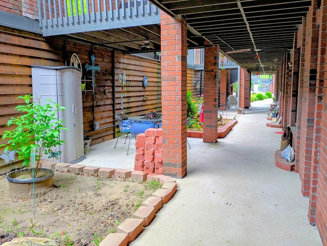 150 Sunken Forest Dr. 8-210, Forsyth, MO 65653