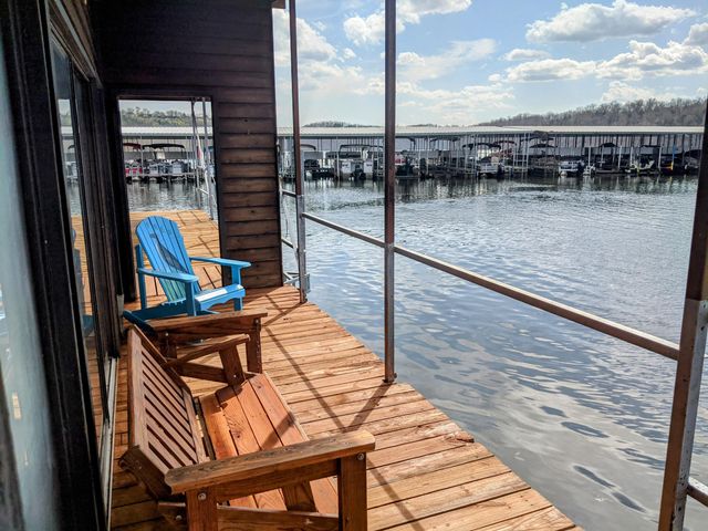 150 Sunken Forest Dr. 8-210, Forsyth, MO 65653