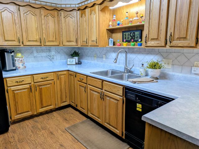 150 Sunken Forest Dr. 8-210, Forsyth, MO 65653