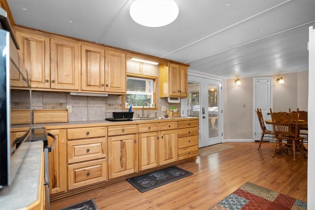 2330 Sabinetown Road, Hemphill, TX 75948