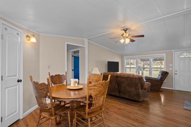 2330 Sabinetown Road, Hemphill, TX 75948