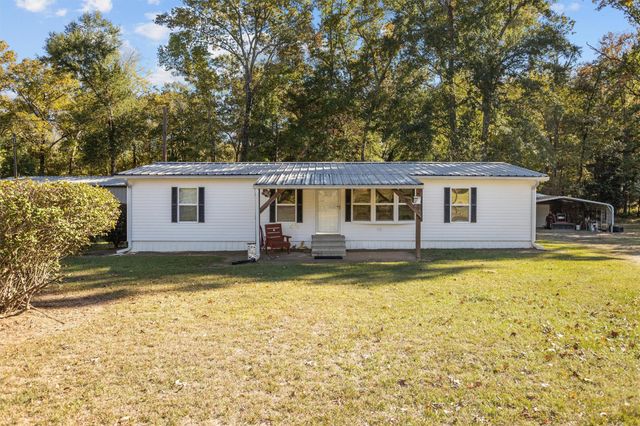 2330 Sabinetown Road, Hemphill, TX 75948
