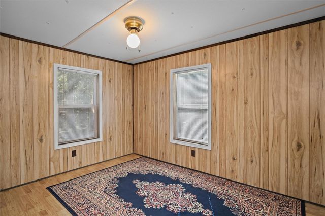 2330 Sabinetown Road, Hemphill, TX 75948