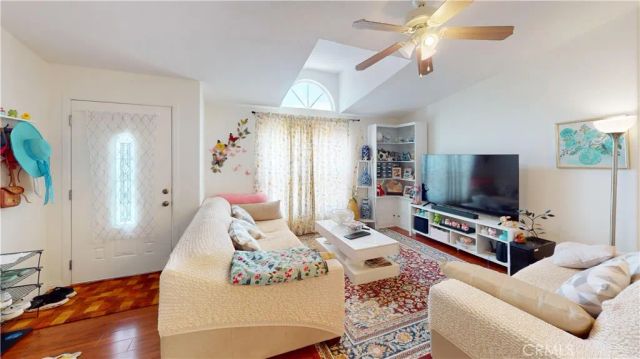 11301 Euclid 72, Garden Grove, CA 92840