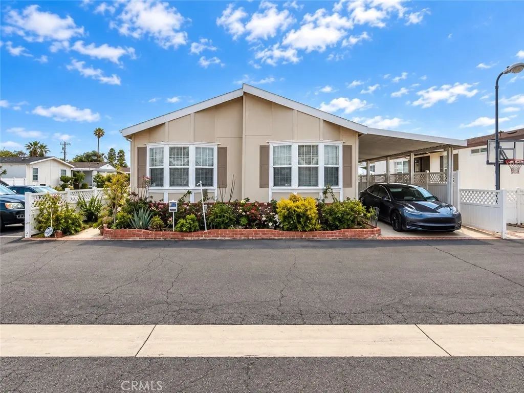 11301 Euclid 72, Garden Grove, CA 92840