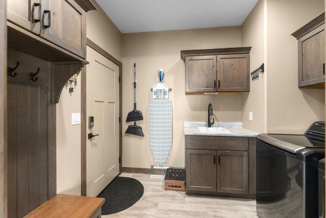 5405 E 64th St Street, Sioux Falls, SD 57108