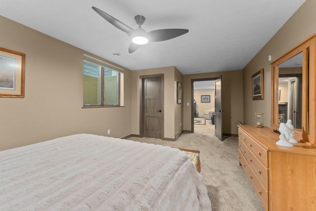 5405 E 64th St Street, Sioux Falls, SD 57108