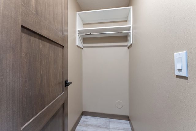 5405 E 64th St Street, Sioux Falls, SD 57108