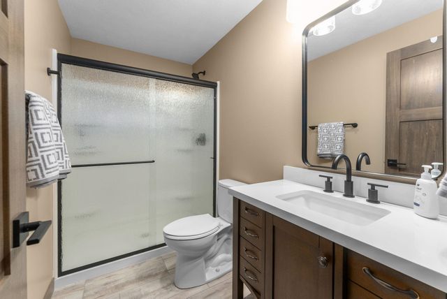 5405 E 64th St Street, Sioux Falls, SD 57108