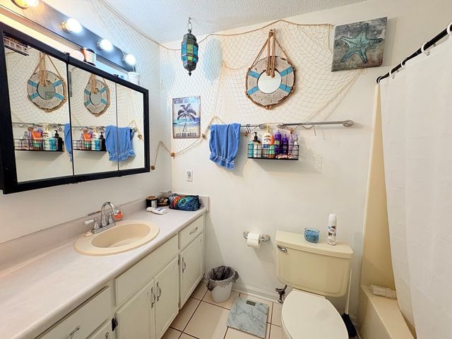 156 Valleyview Dr., Enterprise, AL 36330