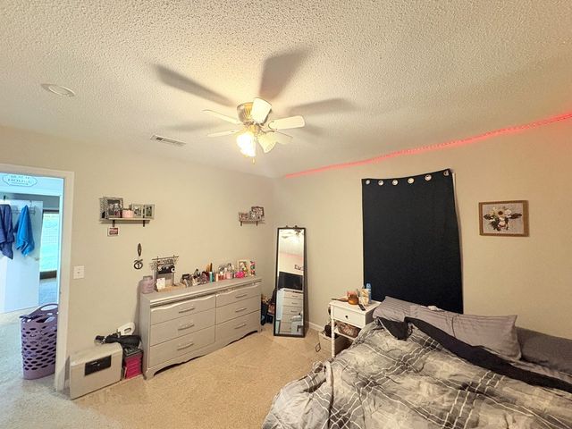 156 Valleyview Dr., Enterprise, AL 36330