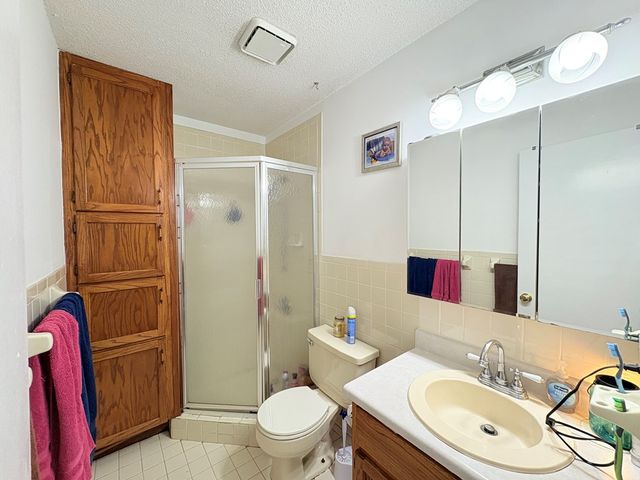 156 Valleyview Dr., Enterprise, AL 36330