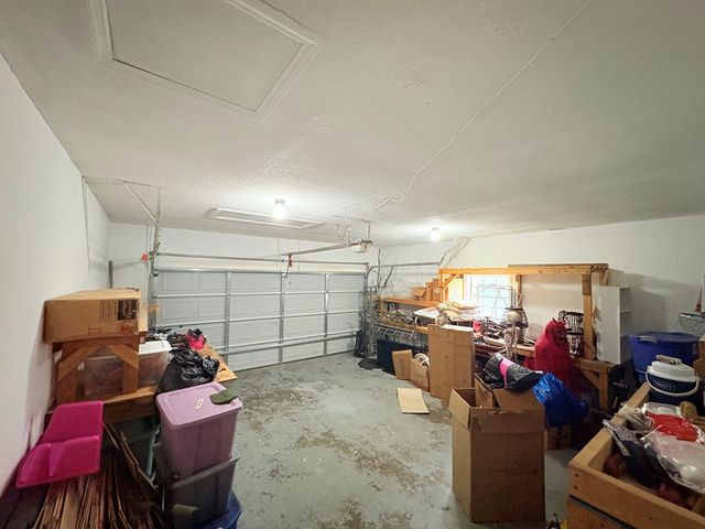 156 Valleyview Dr., Enterprise, AL 36330