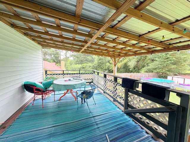 156 Valleyview Dr., Enterprise, AL 36330