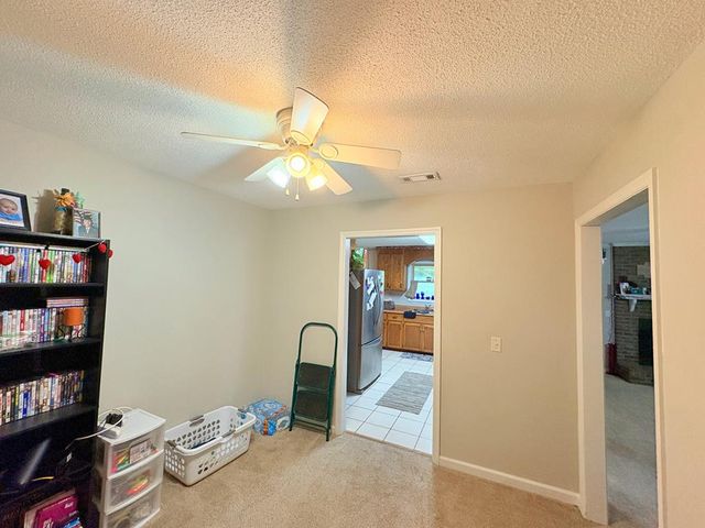 156 Valleyview Dr., Enterprise, AL 36330