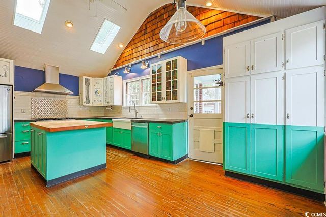 509 Beaty St., Conway, SC 29526