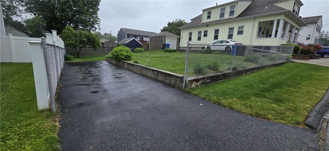 28 Crawford Street, Cranston, RI 02910