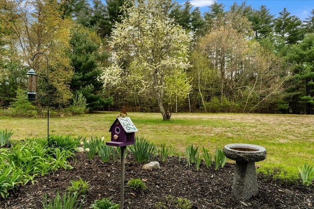 7 Corduroy Rd Unit 10, Amherst, NH 03031