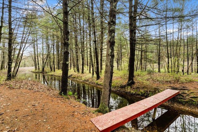 7 Corduroy Rd Unit 10, Amherst, NH 03031