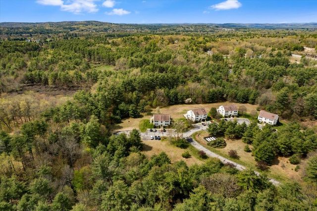 7 Corduroy Rd Unit 10, Amherst, NH 03031