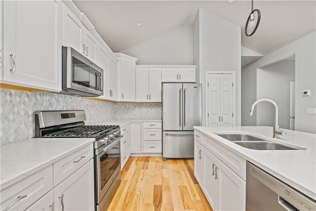 53 Maryview Drive, Penfield, NY 14580