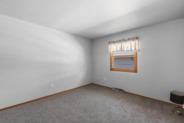 4248 91st PLACE, Greenfield, WI 53228
