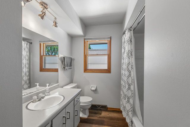 4248 91st PLACE, Greenfield, WI 53228