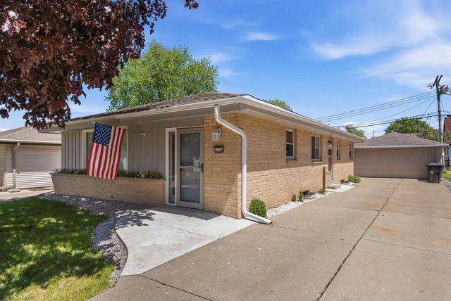 4248 91st PLACE, Greenfield, WI 53228
